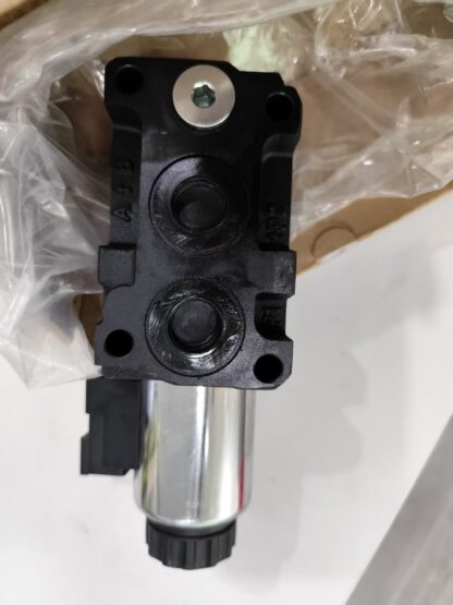Solenoid Operated Directional Control Valve ( Specification Can Be Customized According to Your Requirements)